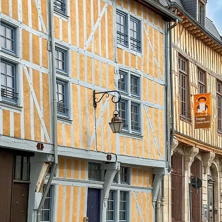 Le Loft Brunneval - Refuge Arty Du Xvie Siecle Troyes